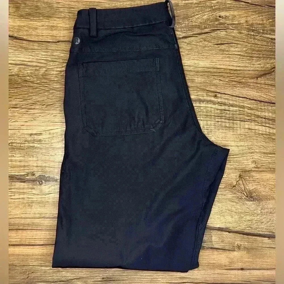 Lululemon ABC Pant Classic - Picture 1 of 4